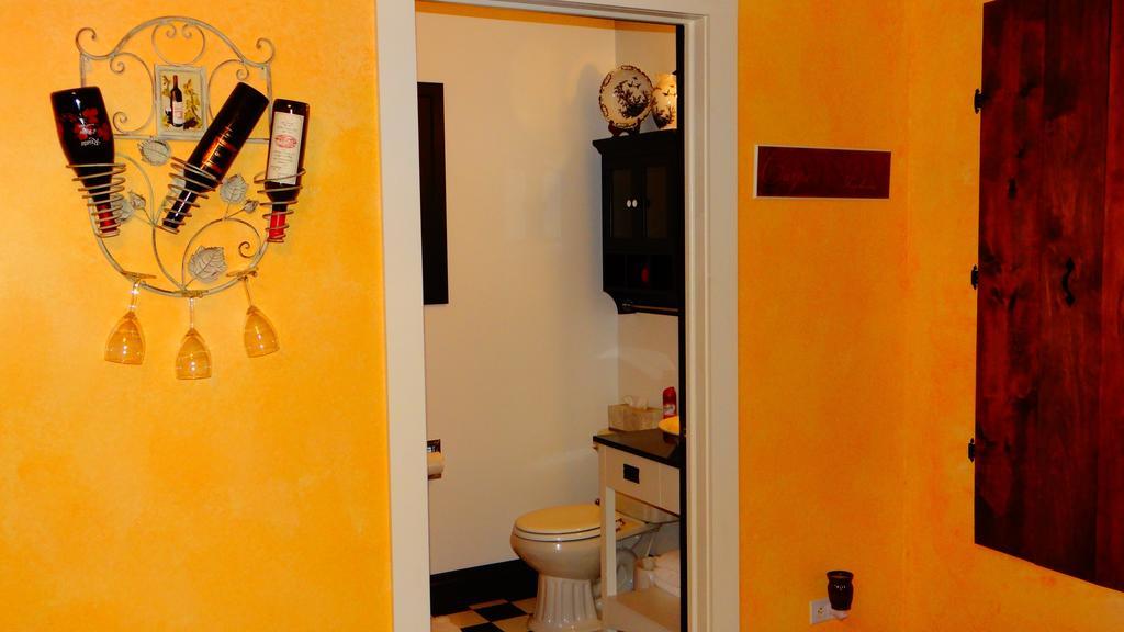 The Meier Inn, A Country Bed & Breakfast Boyceville Room photo